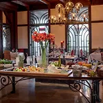 Beausite Hotell 4*